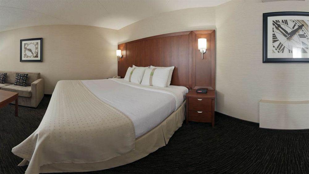 Holiday Inn Oakville Centre By Ihg Dış mekan fotoğraf