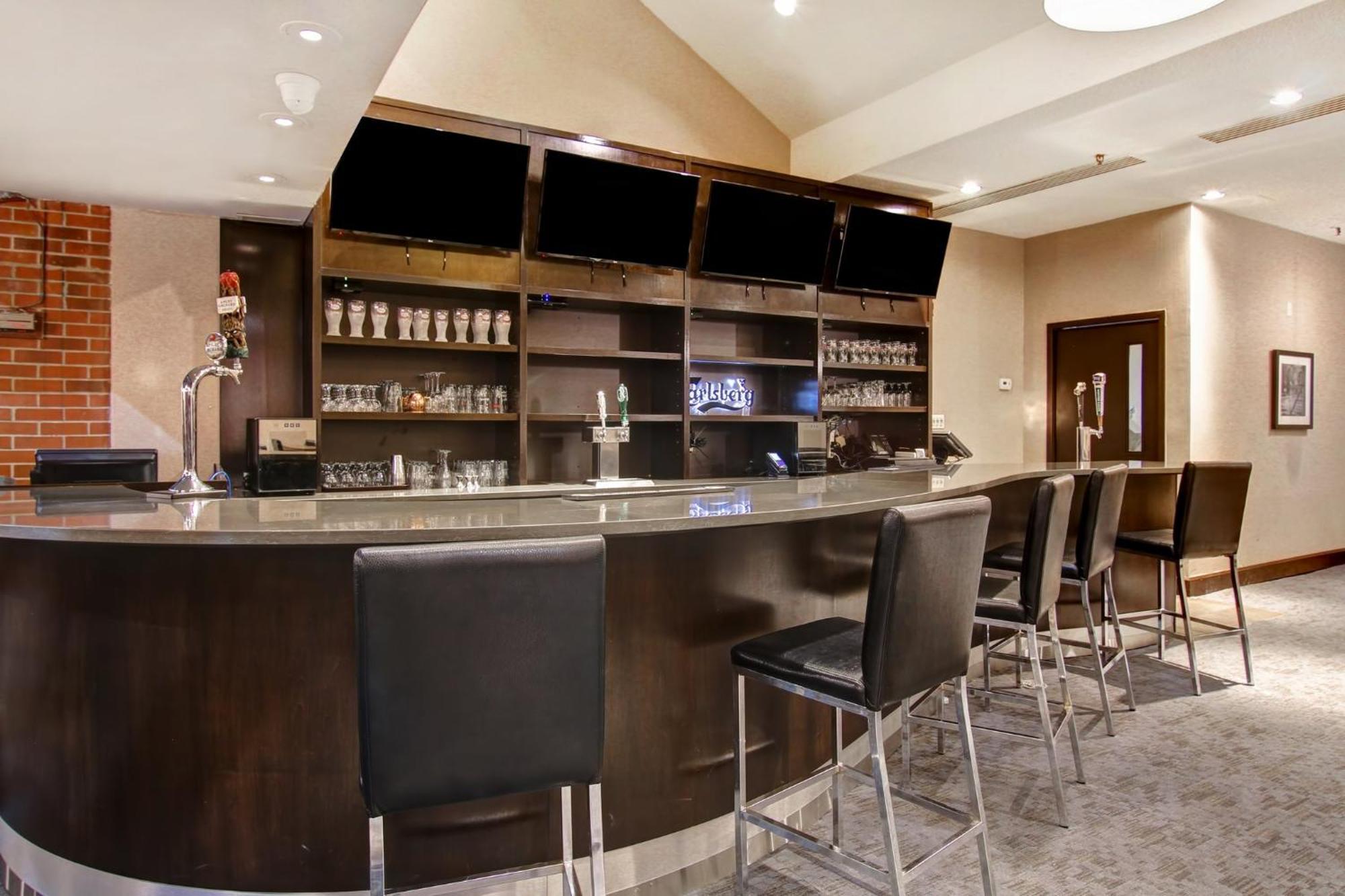 Holiday Inn Oakville Centre By Ihg Dış mekan fotoğraf