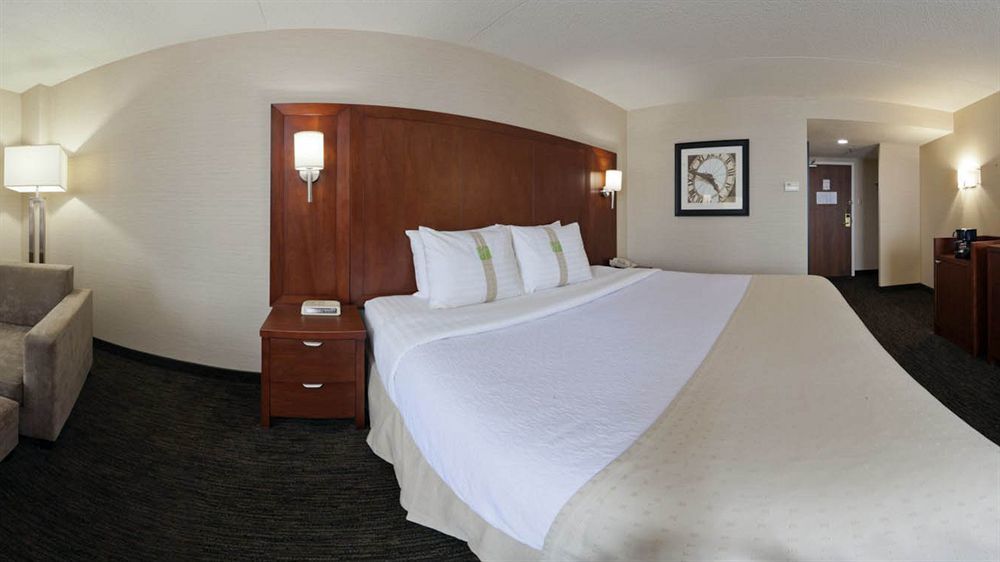 Holiday Inn Oakville Centre By Ihg Dış mekan fotoğraf