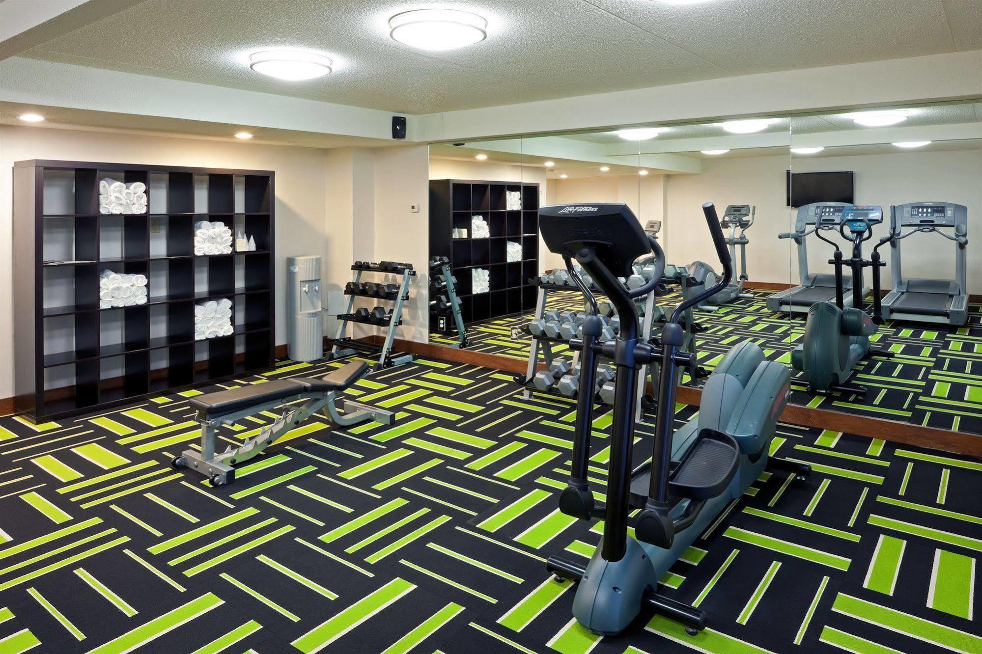 Holiday Inn Oakville Centre By Ihg Dış mekan fotoğraf
